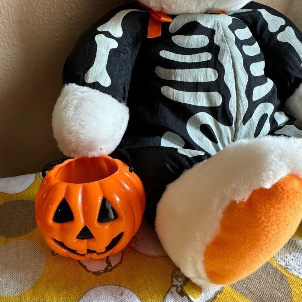 Hallmark Vintage little Brandon Trick or Treat teddy bear